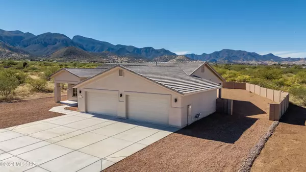 Hereford, AZ 85615,5904 S Casa Lindas Trail #Lot 83