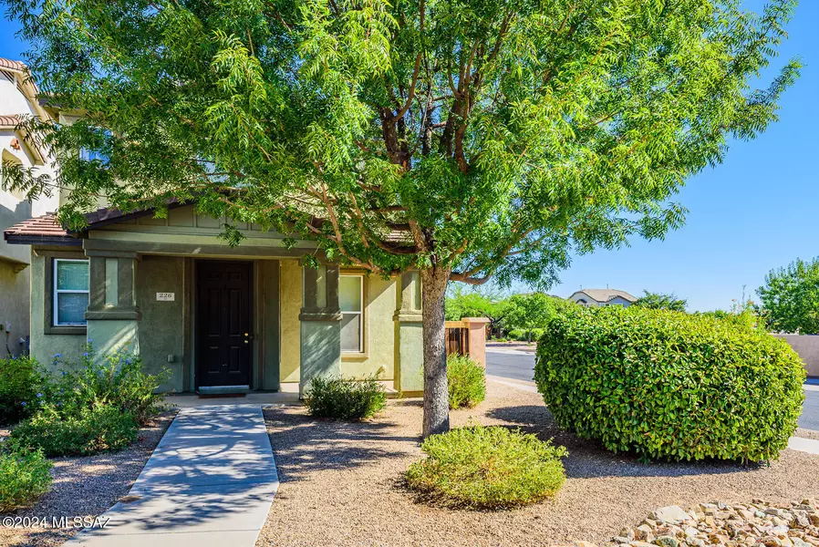 226 W Paseo Celestial, Sahuarita, AZ 85629