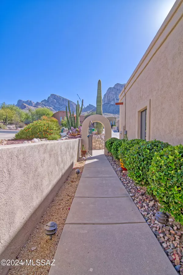 Oro Valley, AZ 85704,9806 N Ridge Shadow Place