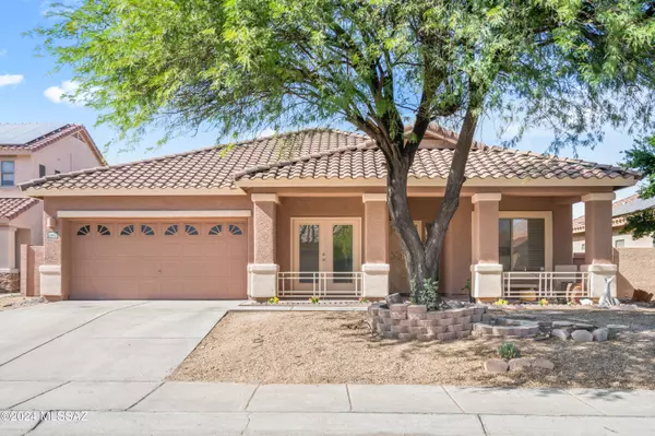 7519 N Bradstreet Drive, Tucson, AZ 85743