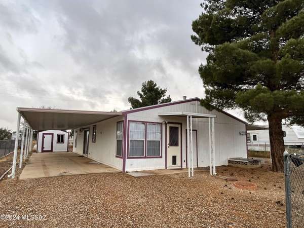 130 E Via Corta, Huachuca City, AZ 85616