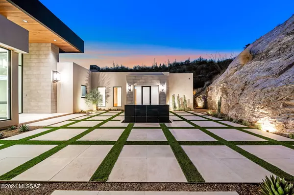 Tucson, AZ 85718,3569 E Secret Canyon Place