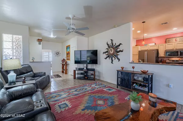 Green Valley, AZ 85614,488 W Knotwood Street