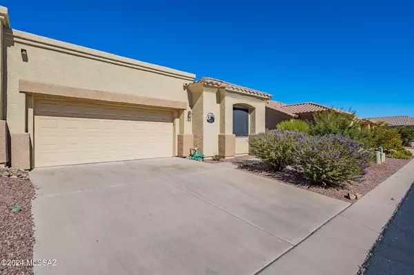 Green Valley, AZ 85614,488 W Knotwood Street