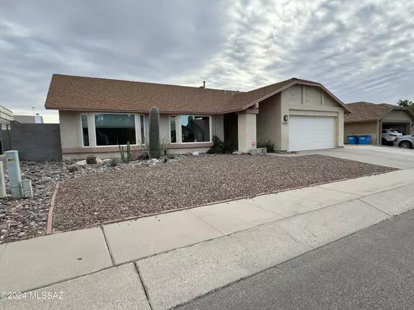 Tucson, AZ 85742,4861 W Rosebay Street