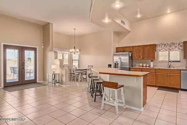 Tucson, AZ 85737,11569 N Kelly Rae Place