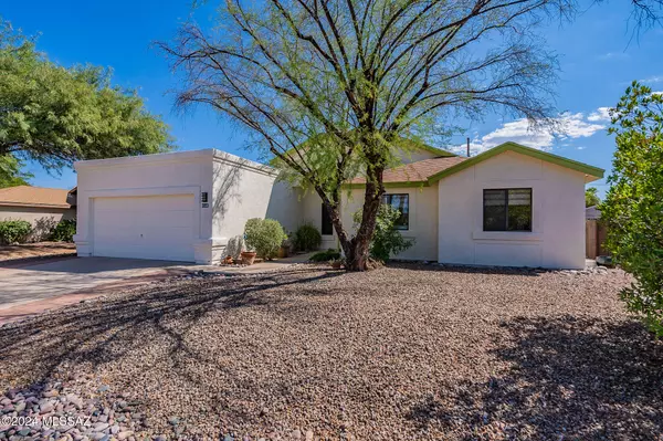 8146 E Mesquite Ridge Circle,  Tucson,  AZ 85710