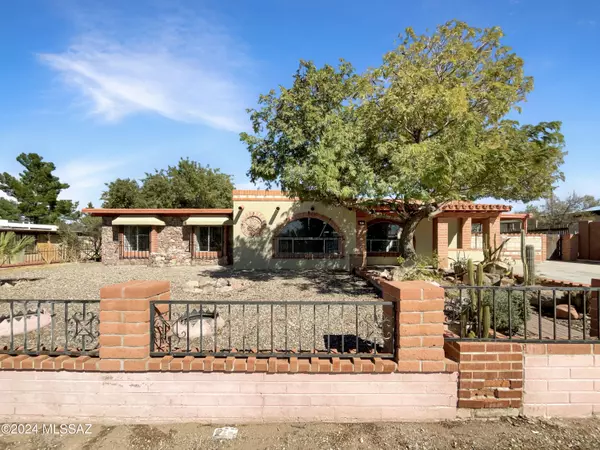 748 W Calle Colado, Tucson, AZ 85756