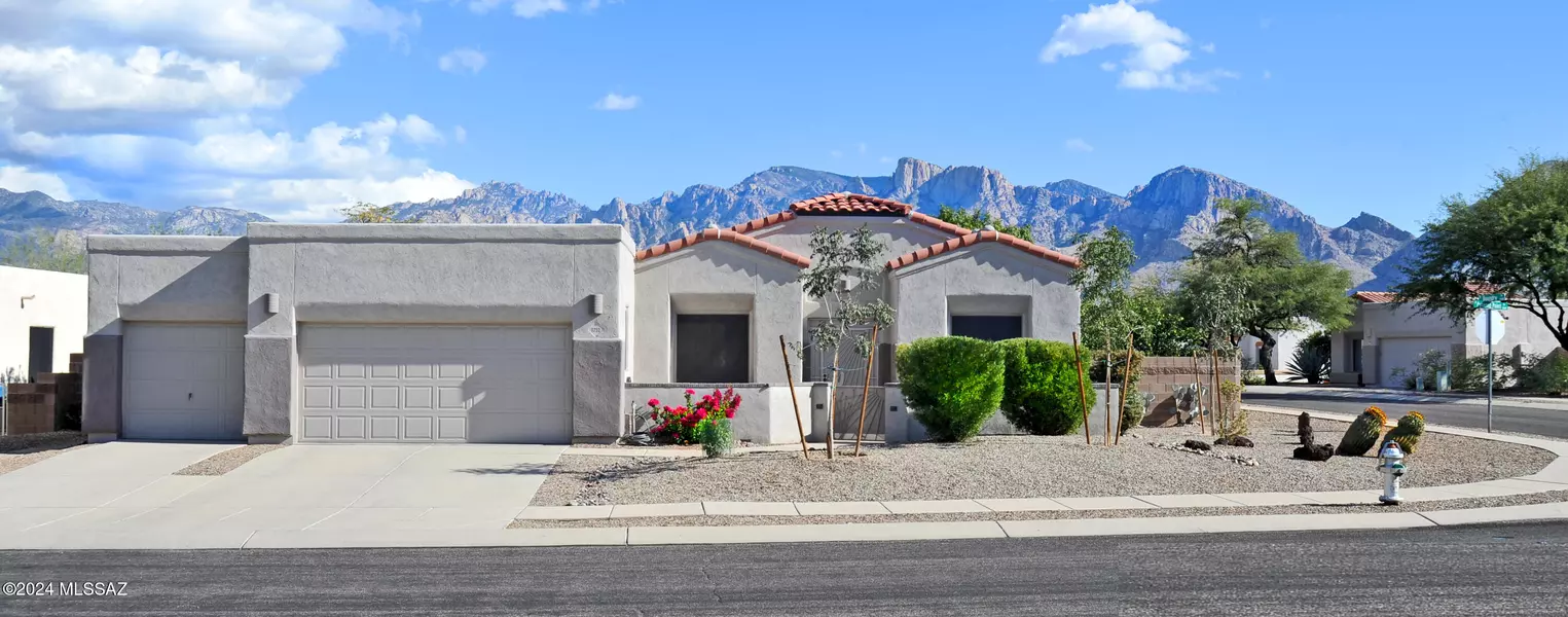 11752 N Pyramid Point Drive, Oro Valley, AZ 85737