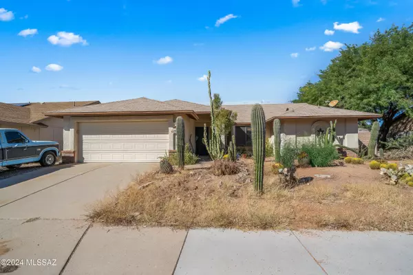 8661 N Star Grass Drive, Tucson, AZ 85742