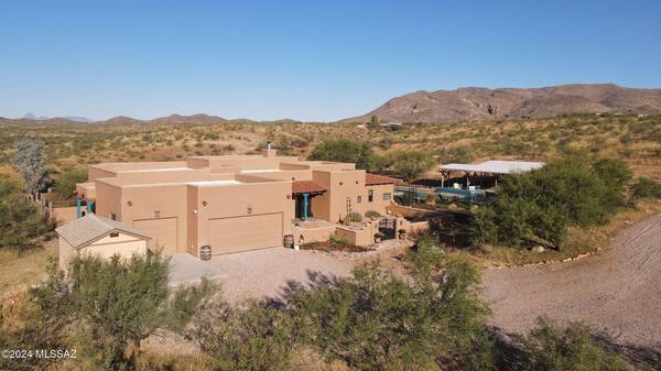 12800 W Arivaca Road, Amado, AZ 85645