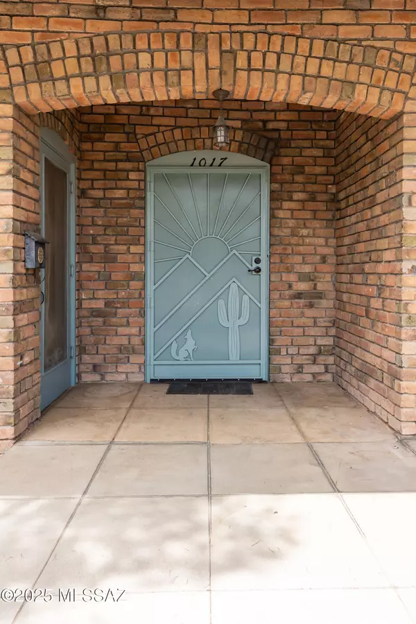 Tucson, AZ 85705,1017 N 1st Avenue