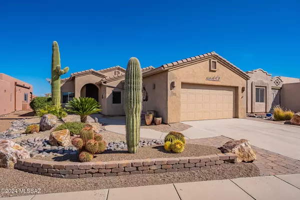 2359 S Via Massari, Green Valley, AZ 85614