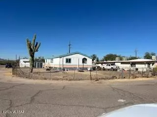 Tucson, AZ 85705,3032 W Emerald Circle #68