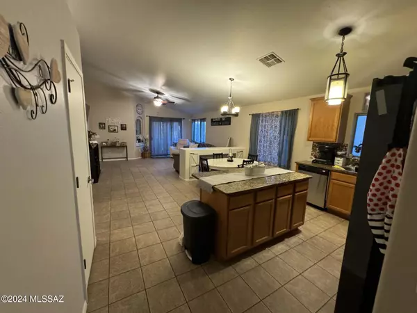 Tucson, AZ 85757,6758 W Haven Brook Way