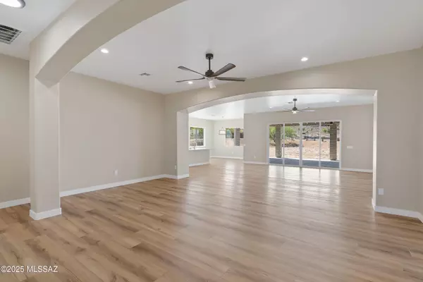 Oracle, AZ 85623,67620 E Lauren Place