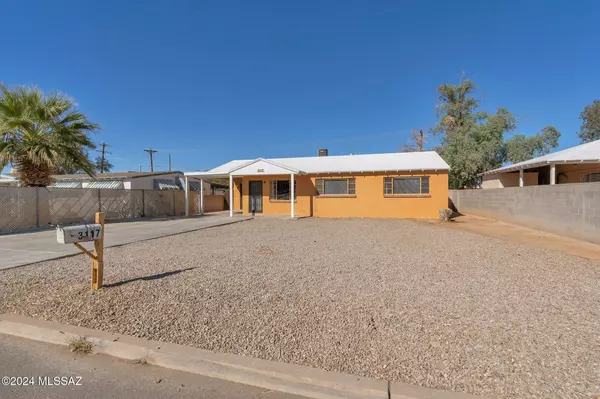 3117 E Silverlake Road, Tucson, AZ 85713