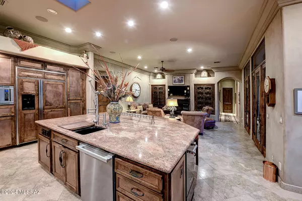 Tucson, AZ 85718,5090 N Corte De Catalonia