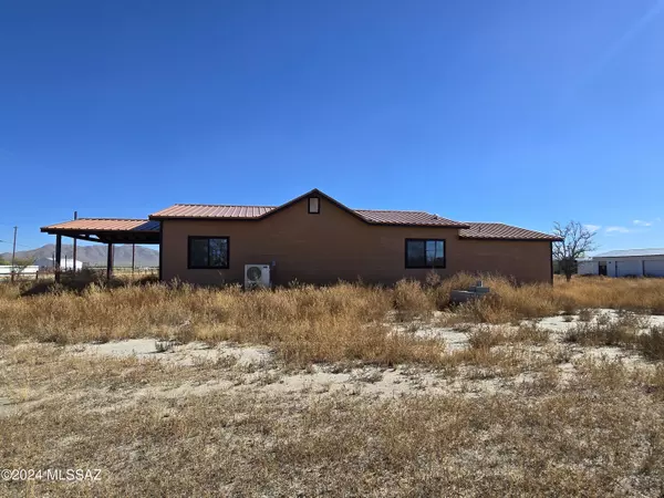 202 W Patte Road, Willcox, AZ 85643