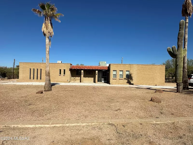 130 W Rolling Hills Street, Tucson, AZ 85704