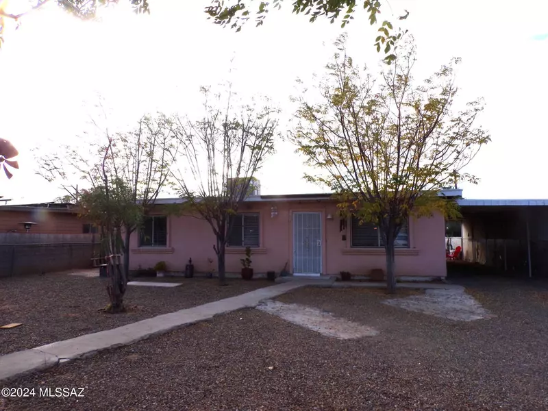 6740 S Van Buren Avenue, Tucson, AZ 85756