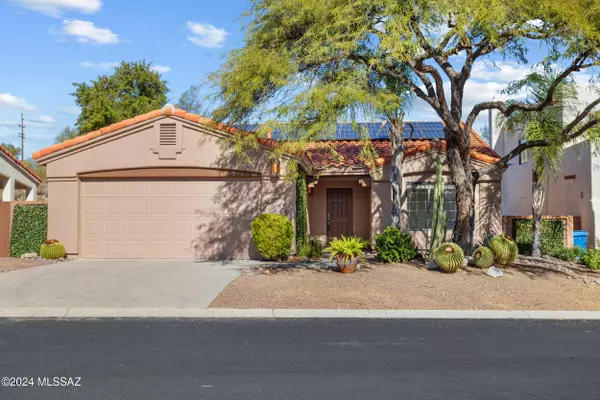 1040 W Possum Creek Lane, Tucson, AZ 85737