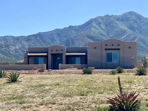 8870 S Welsh Place, Hereford, AZ 85615