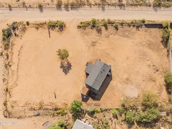 Vail, AZ 85641,13797 E Ocotillo Bloom Drive