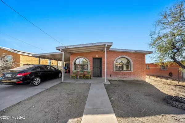 737 W Calle Progreso, Tucson, AZ 85705