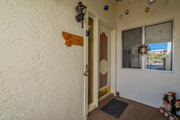 Green Valley, AZ 85614,635 W Redondo Place