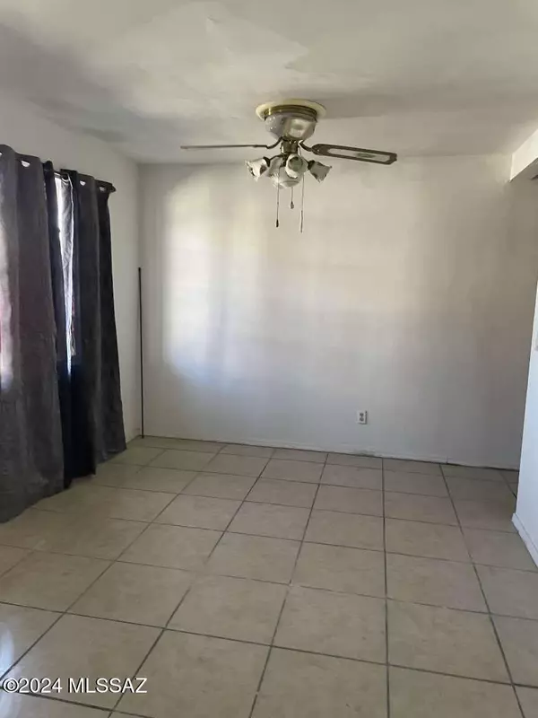 Tucson, AZ 85705,229 W Jacinto Street