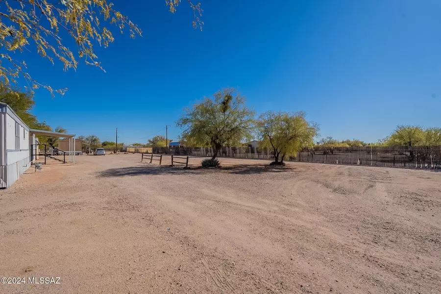 12540 N Springfield Road, Marana, AZ 85653