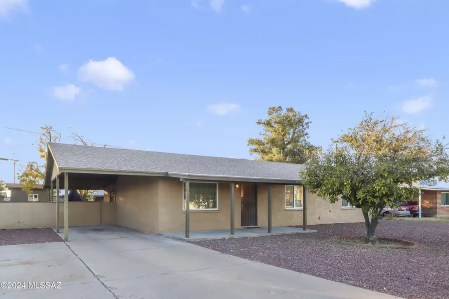 1132 S Lehigh Drive, Tucson, AZ 85710