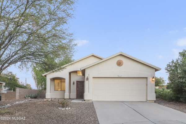 8631 S Desert Skyline Place, Tucson, AZ 85747