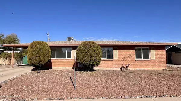 6801 E Nelson Drive, Tucson, AZ 85730