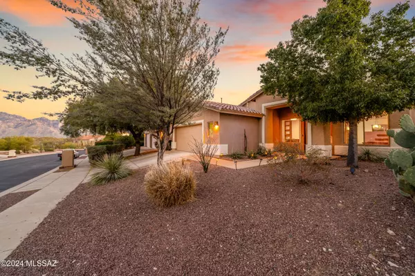 Oro Valley, AZ 85755,13841 N Bushwacker Place