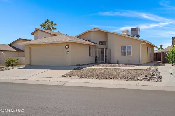 3031 W Monmouth Street, Tucson, AZ 85742