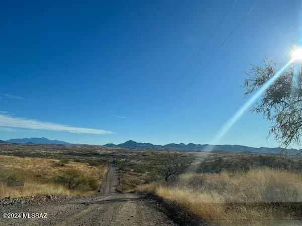 Arivaca, AZ 85601,13350 W Ili Teka Road #207