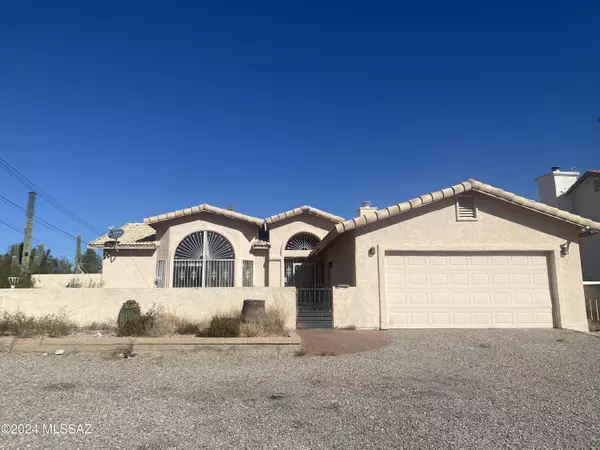 2242 W Golden Hills Road, Tucson, AZ 85745