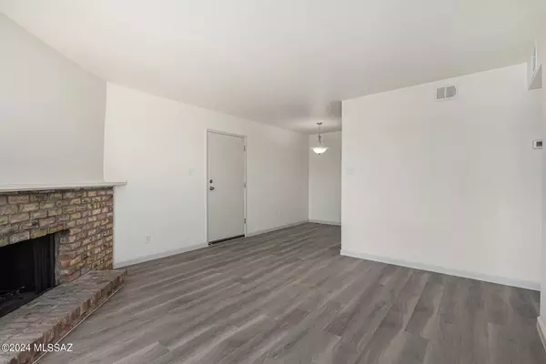 Tucson, AZ 85704,6311 N Barcelona Court #1023