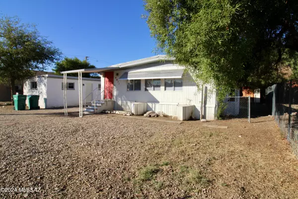 4611 N Camino Feliz, Tucson, AZ 85705