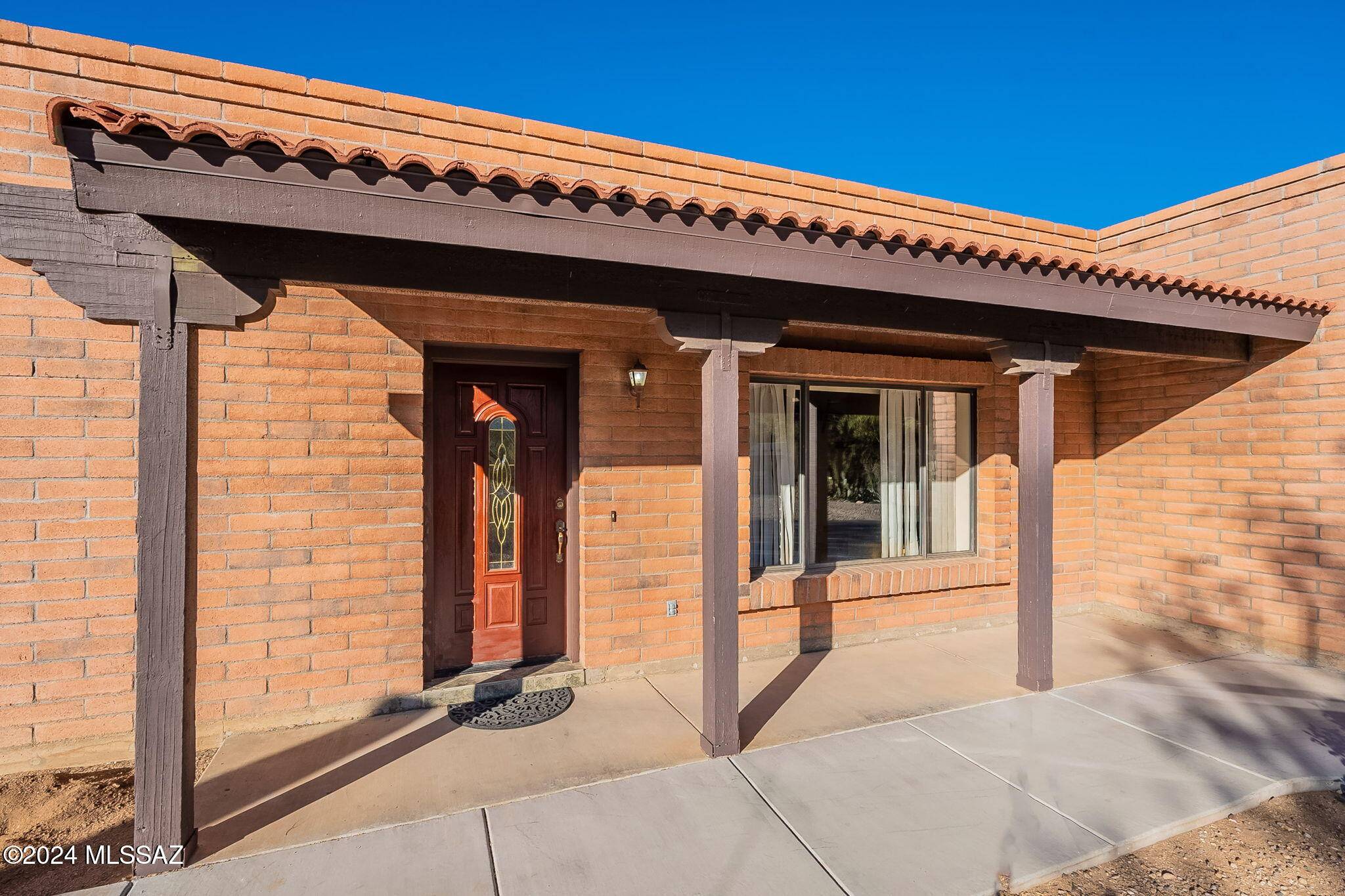 Green Valley, AZ 85614,100 W El Indio