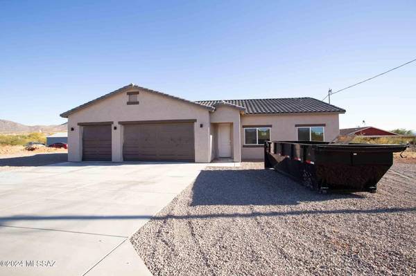 105 Bretana Court, Rio Rico, AZ 85648