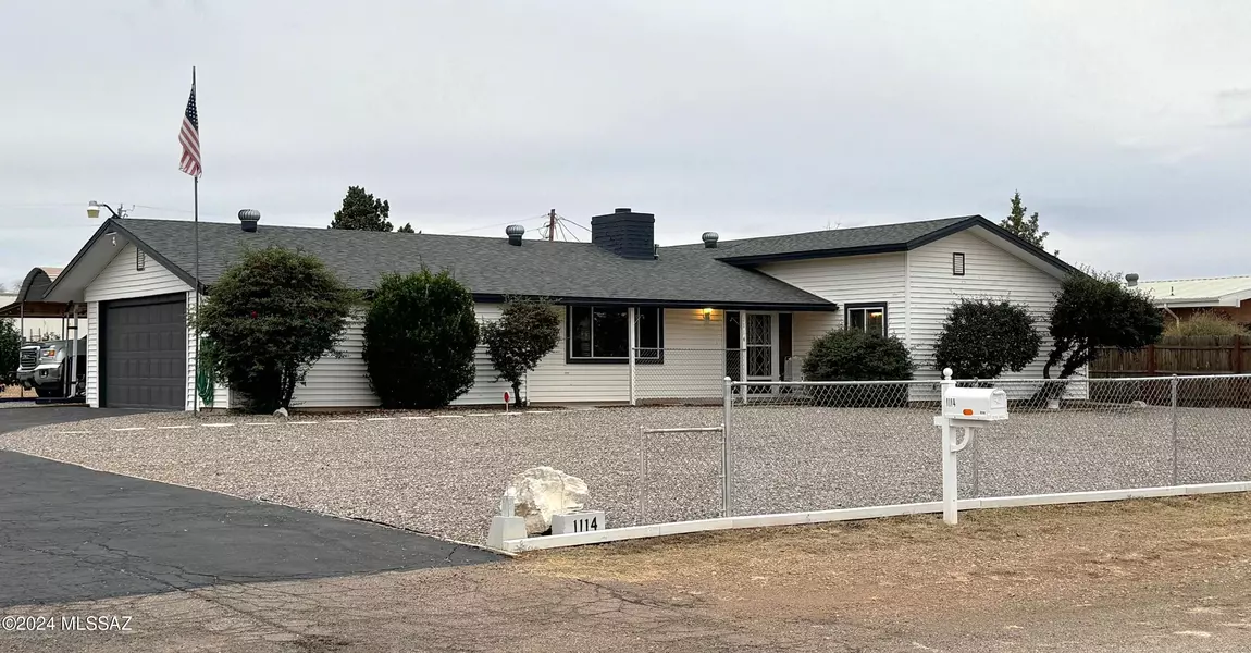 1114 E Justin Street, Pearce, AZ 85625