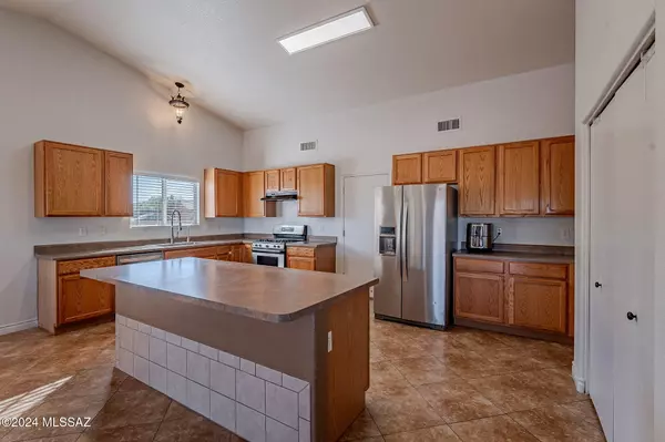 Tucson, AZ 85757,7262 W Turtlecreek Place