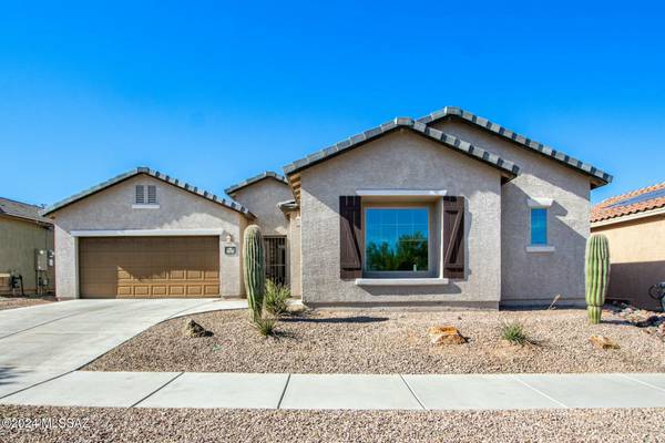 5676 S Braided Wash Drive, Tucson, AZ 85747