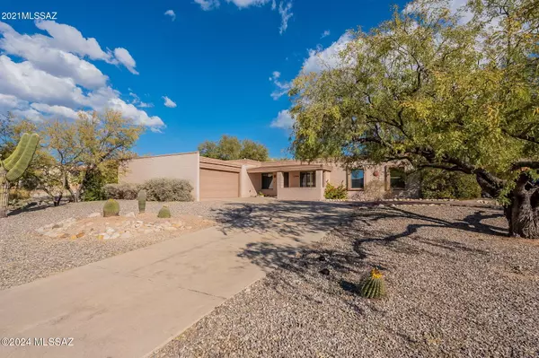 3368 N Camino Los Brazos, Tucson, AZ 85750