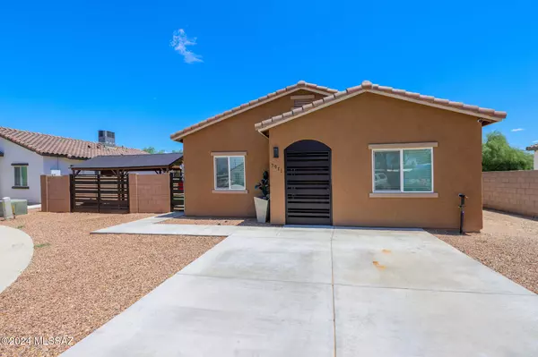 Tucson, AZ 85706,5971 S Nelco Place