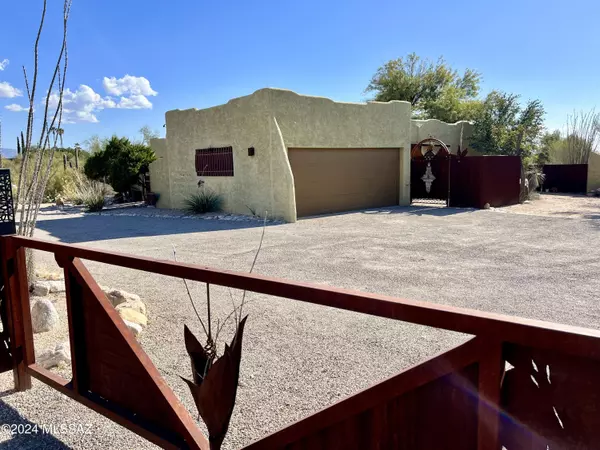 6060 E River Road, Tucson, AZ 85750