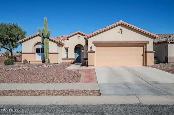 7682 W Starry Night Lane, Tucson, AZ 85743